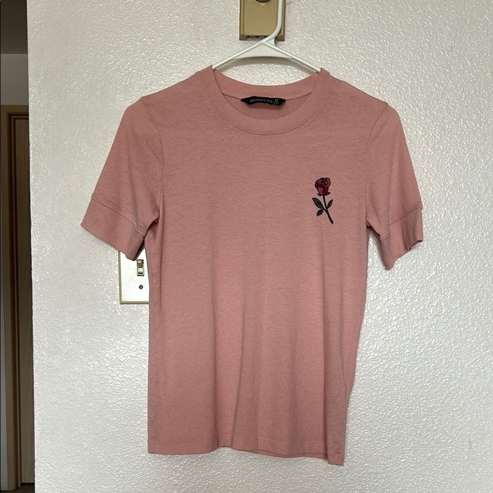 Abercrombie & Fitch Pink Short Sleeve Tee, Size: XS